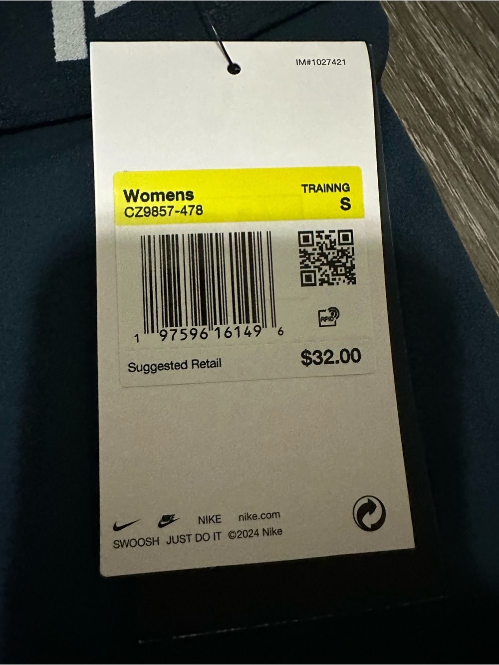 New Nike Pro Women’s Navy Blue Bike Shorts - Picture 3 of 8